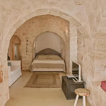 Trullo Sant'andrea Βίλα