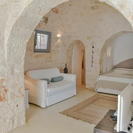 Trullo Sant'andrea Βίλα
